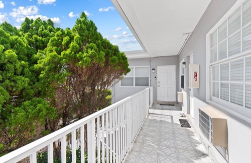 Hollywood Condo | Spacious 2BR condo w/beach access