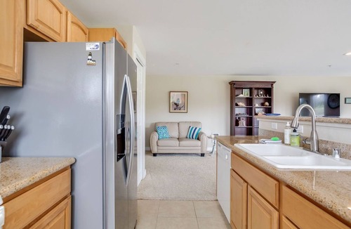 Westport Condo | Spacious 2BR End Unit ~ Hot Tub ~ Beach Access ~ EV Charger!