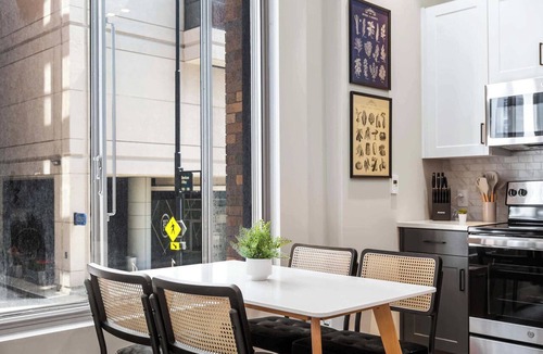 Downtown Cincinnati Apartment | Spacious 2BR Near Downtown | CozySuites Textile