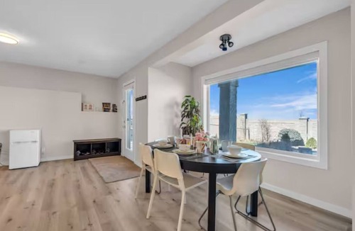 Northwest Calgary House | Spacious 2BR Suite Near U of C & Banff | 8 Guests