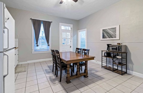 Benton Park Apartment | Spacious 2BR w/Fenced Yard, Office & Fast Wi-Fi, Downtown STL