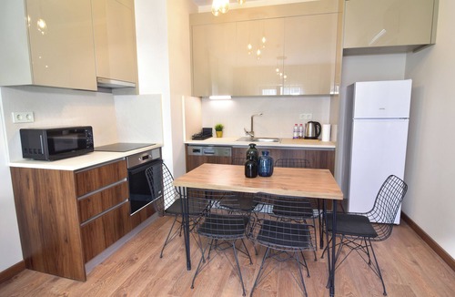 Mahmutbey Apartment | Spacious 2BR with Garden Family friendly