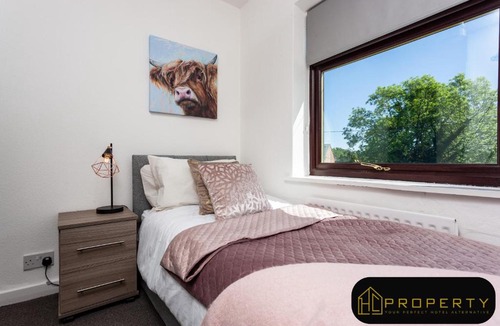 Coxhoe Apartment | Spacious 3 bed, 2 min from A1