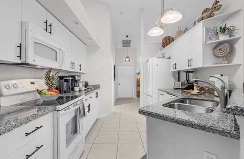 Crown Pointe House | Spacious 3 Bed 3 Bath Pool Home in Naples!