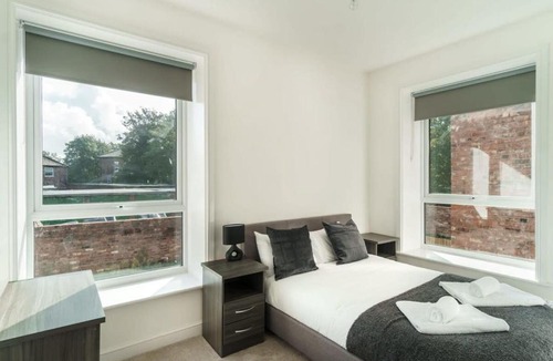 Crosby Apartment | Spacious 3 Bed Apartment in Waterloo Liverpool