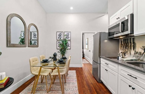 Central Park North Villa | Spacious 3-Bed Brownstone, near Columbia Uni