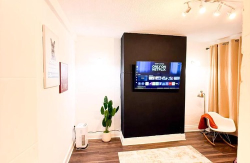 Moffat Apartment | Spacious 3 Bed House, Contractors & Business stays, Parking, WiFi