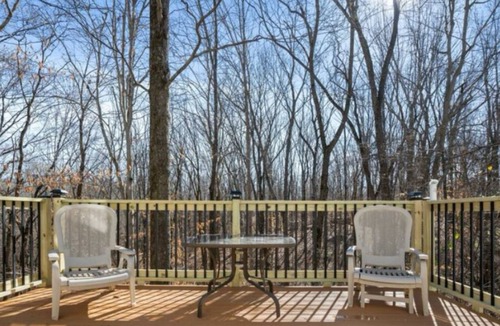 Kingston Springs House | Spacious 3 bedroom house in charming Kingston Springs with WiFi, AC,