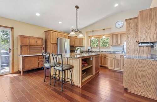 Detroit Lakes House | Spacious 3-bedroom year around Cabin near Detroit Lakes on Scenic Pelican Lake