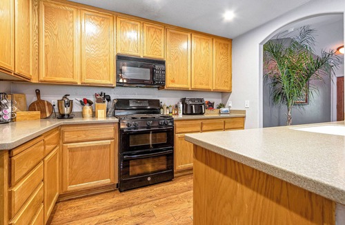Placerville House | Spacious 3-bedroom house w/AC, WiFi, Sauna, Fenced Yard, Billiards, & Theater
