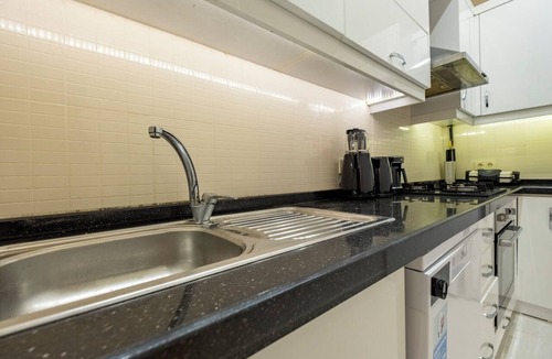 Taksim Apartment | Spacious 3-Bedroom, 2-Bathroom Family Apartment in Central Location No Stair