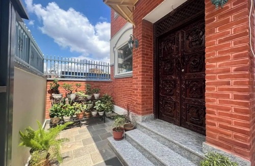 Kathmandu Apartment | Spacious 3-bedroom apartment with AC, with excellent view of swoyambhu stupa