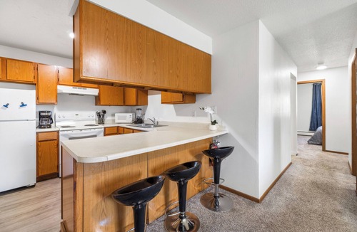 St. Cloud Apartment | Spacious 3-bedroom apartment with AC, WiFi in fantastic St. Cloud!