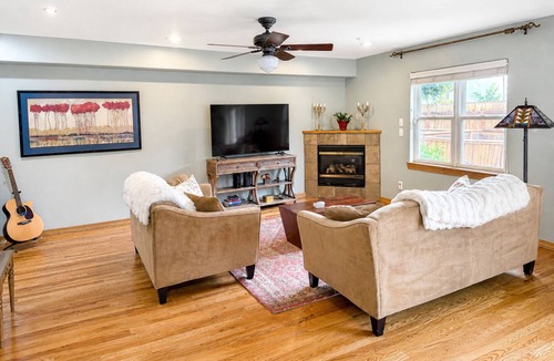 Durango Condo | Spacious 3-bedroom condo in cool Durango for your getaway, 10 mins to downtown!