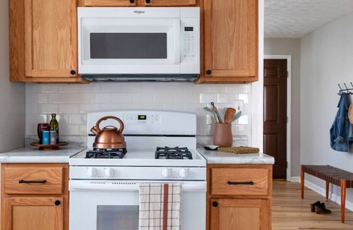 New Castle House | Spacious 3 Bedroom Home - New Castle