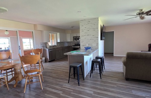 Bad Axe House | Spacious 3-bedroom house in Bad Axe, walking distance to Hospital, Tec center.