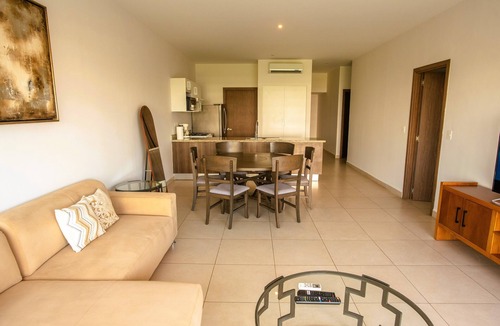 Zona Industrial Condo | Spacious 3 beds 2.5 baths Condo US Consulate