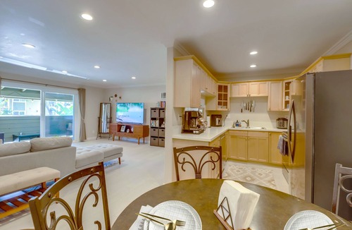 Chula Vista Condo | Spacious 3-BR 2-Bath Family Condo w/Pool & Free Parking, near Shopping Center