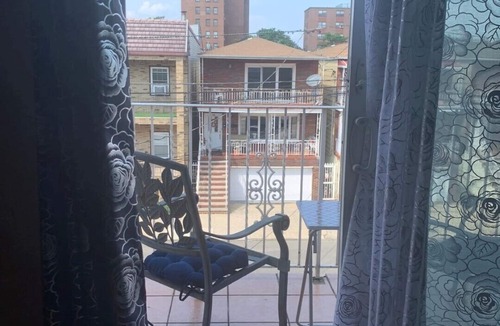 North Bergen Condo | Spacious 3 BR Apartment - NYC Skyline Views Nearby