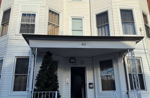 The Hill Apartment | Spacious 3-BR apartment in brilliant Near Yale University and Hospitals#Apt 5