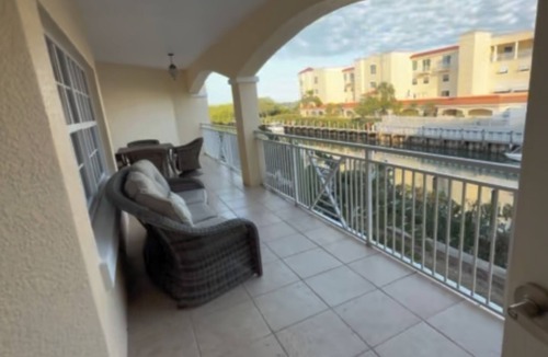 Osprey Condo | Spacious 3-BR + large den condo in private, quiet luxury Casey Key area