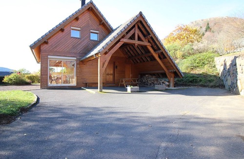 Mont-Dore Ski Chalet | Spacious 3* chalet with parking and WiFi in Mont Dore