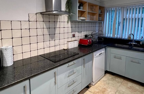 Birchanger House | Spacious 3 bedroom House beside Stansted