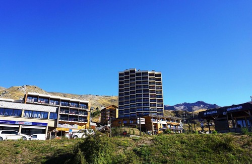 Orcieres-Merlette Apartment | Spacious 3-room apt, sleeps 8 near slopes, garage included