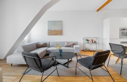 Tromso Apartment | Spacious 3BD Two Level Apartment Close to Tromsø Centre