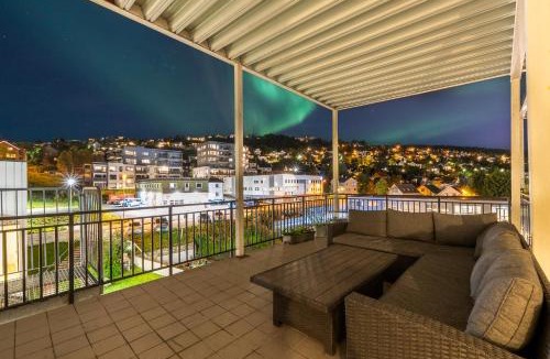 Tromso Apartment | Spacious 3BD Two Level Apartment Close to Tromsø Centre