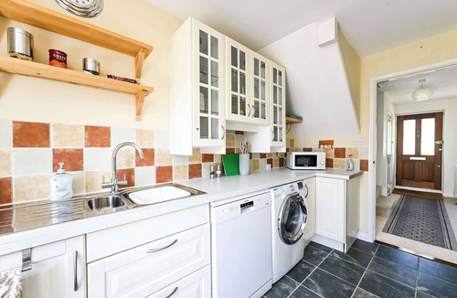 Maidenhead House | Spacious 3Bed Home in Maidenhead Sleeps 6