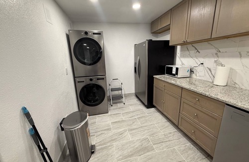 Green Valley Ranch House | Spacious 3BR/2.5BA 10 min to DIA Private Entry