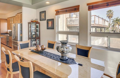Thousand Oaks House | Spacious 3BR/2.5BA Home 2800 sq ft Mountain Views & Prime Location. PRIVATE.
