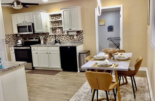 Austell House | Spacious 3BR/2BA Near Six Flags & Atlanta – Modern Comfort at La Perle Cachee