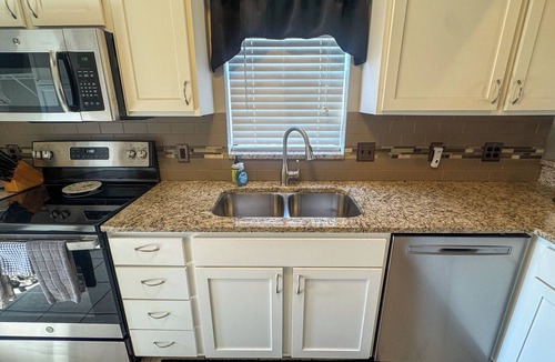 Table Rock Condo | Spacious 3BR/3BA Pointe Royale Condo | Pools | Golf | Near Top of the Rock (PR 55-5)