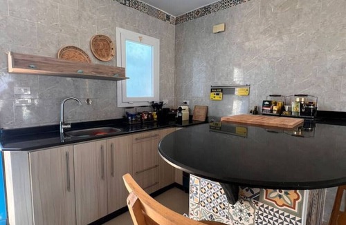 Zawiyat 'Abd al Mun'im Apartment | Spacious 3BR Apartment w Rooftop Terrace&Jacuzzi