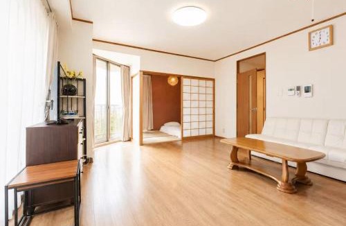 Tennoji Apartment | Spacious 3BR Apartment for 8 guests near Namba with Free WiFi