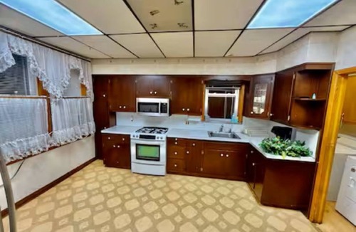 Constable Hook Apartment | Spacious 3BR apt | 20 Min MetLife | Near NYC & EWR