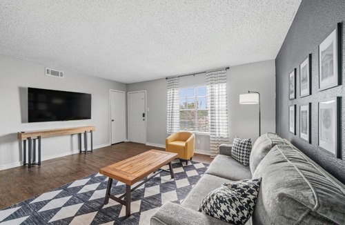 Briarforest Apartment | Spacious 3BR Apt in Houston