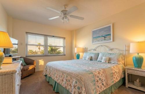 South Patrick Shores Apartment | Spacious 3BR Beachfront Condo with Balcony & Parking