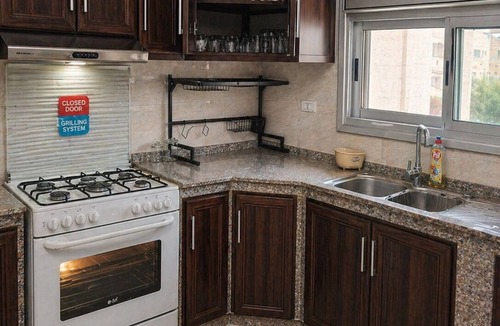 Amman Apartment | Spacious 3BR | Cool in Summer, Warm in Winter | AC Throughout | Cozy Family Stay