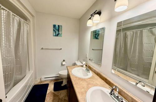 Dieppe House | Spacious 3BR Dieppe Retreat near Downtown