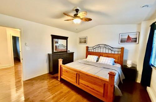 Dieppe House | Spacious 3BR Dieppe Retreat near Downtown