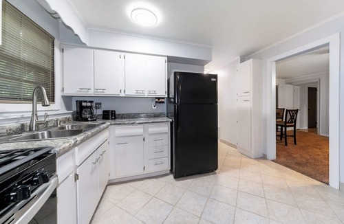 Miller Beach Cottage | Spacious 3BR Home Firepit & Grill