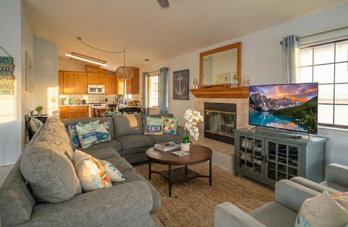 Grover Beach House | ‼️Spacious 3BR Home with Hot Tub & Private Yard