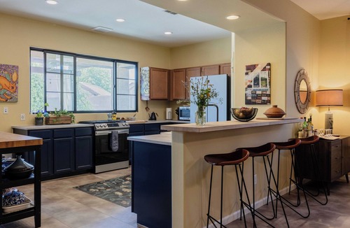 Gilbert House | Spacious 3BR/Office - Backyard Oasis with hot tub - 2 car Garage - Gilbert, AZ