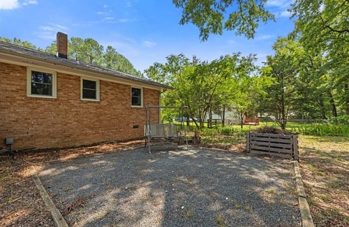 Durham House | Spacious 3BR Ranch, Near RTP, Duke & RDU + Fast Wi-Fi