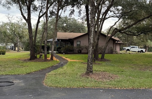 Crystal River House | Spacious 3BR Retreat with Pool & Large Yard in Crystal Manor—Ideal for Boats/RVs