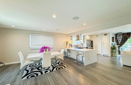 Hidden Hills House | Spacious 3BR Retreat with Private Pool - FRHH