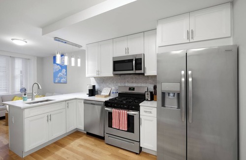 Center City Apartment | Spacious 3BR Rittenhouse Square Retreat